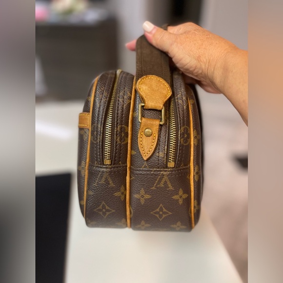 Louis Vuitton Brown and Gold Travel Bag - Picture 8 of 16